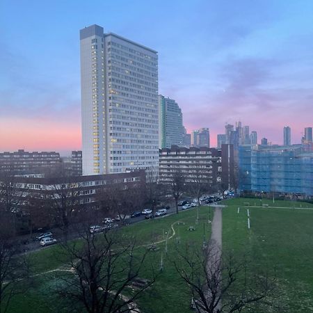 Immaculate 2Bed Apartment In London- City Views Exteriör bild