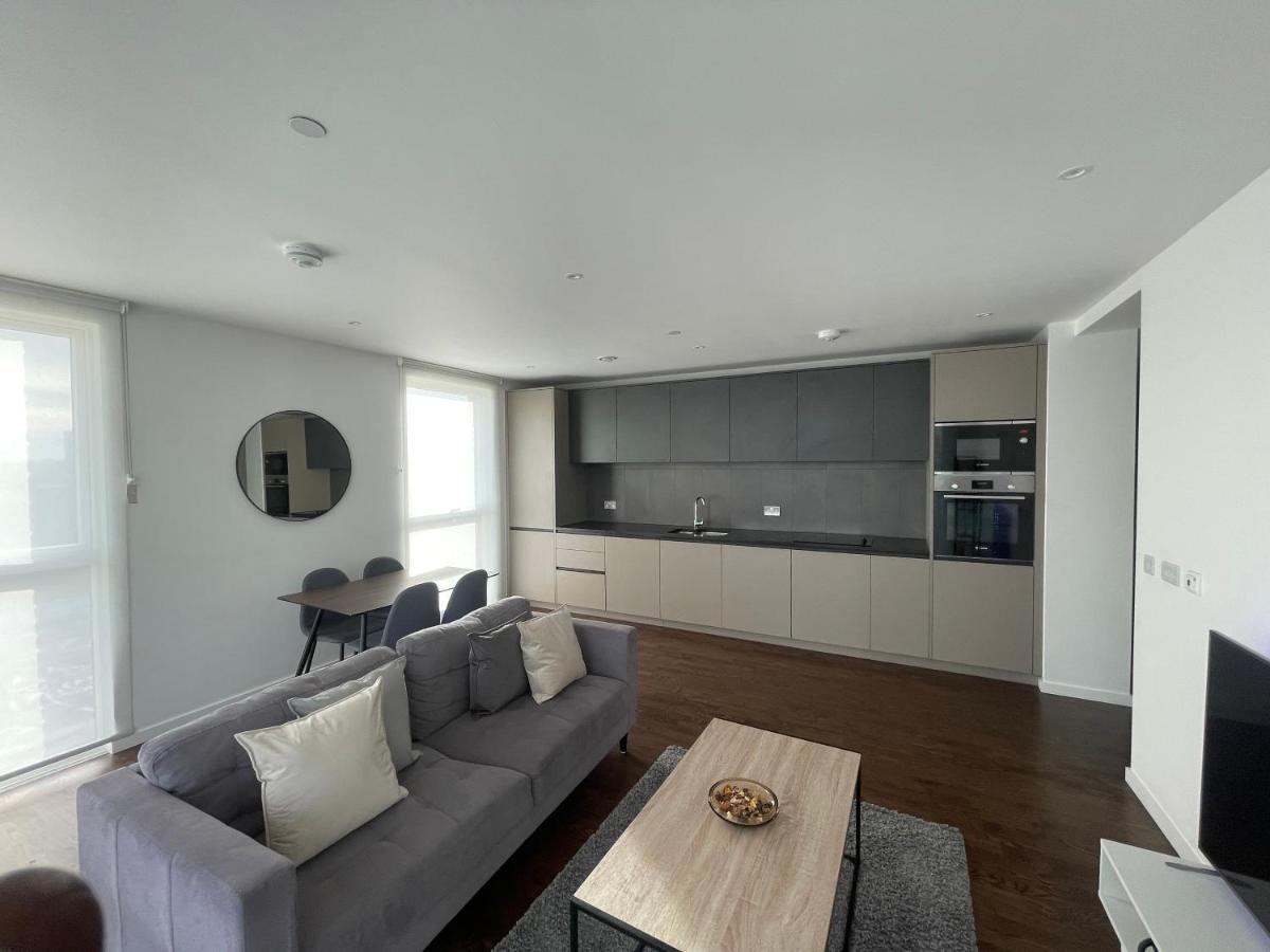 Immaculate 2Bed Apartment In London- City Views Exteriör bild
