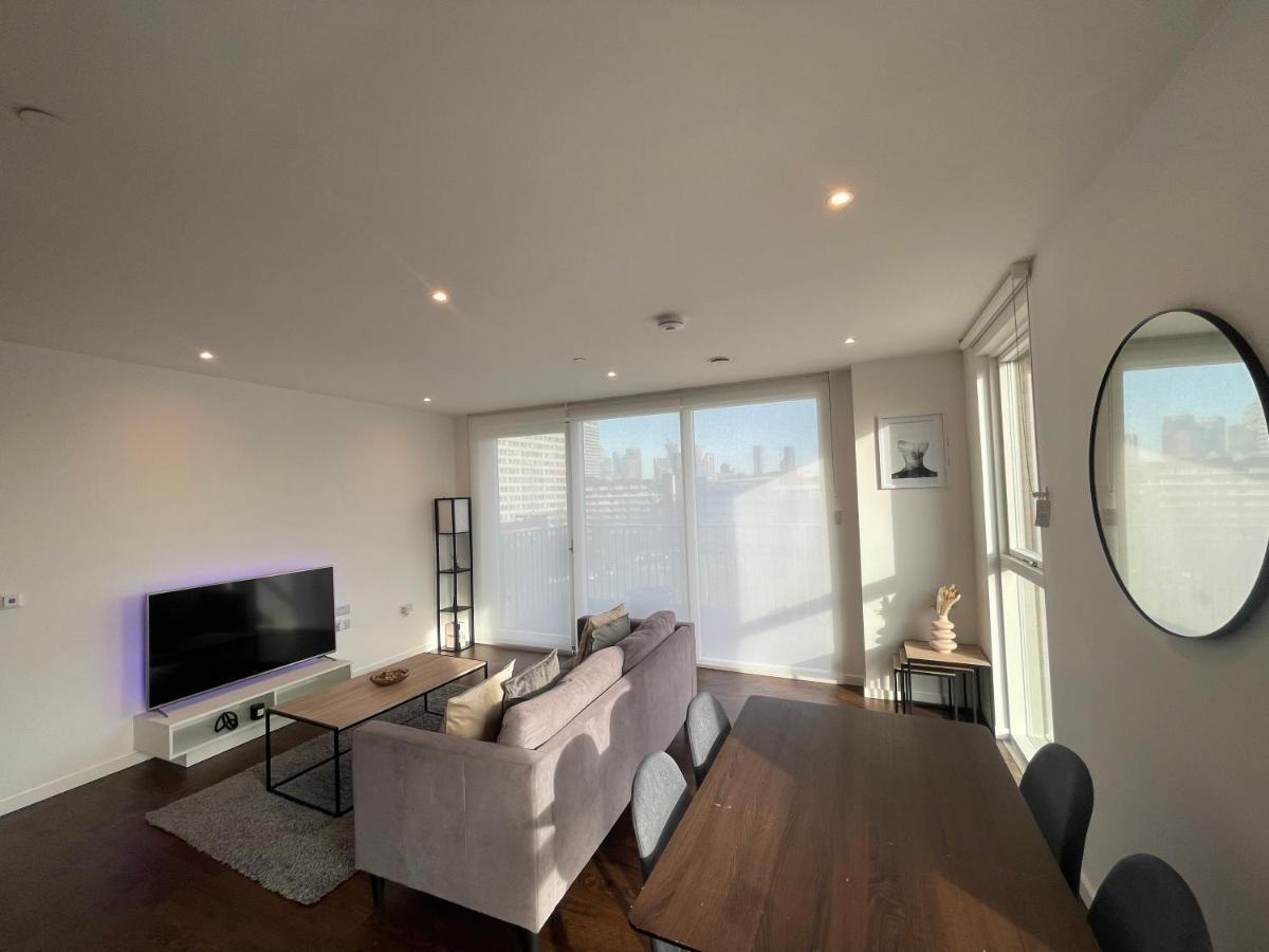 Immaculate 2Bed Apartment In London- City Views Exteriör bild