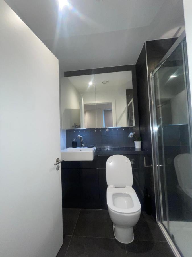 Immaculate 2Bed Apartment In London- City Views Exteriör bild