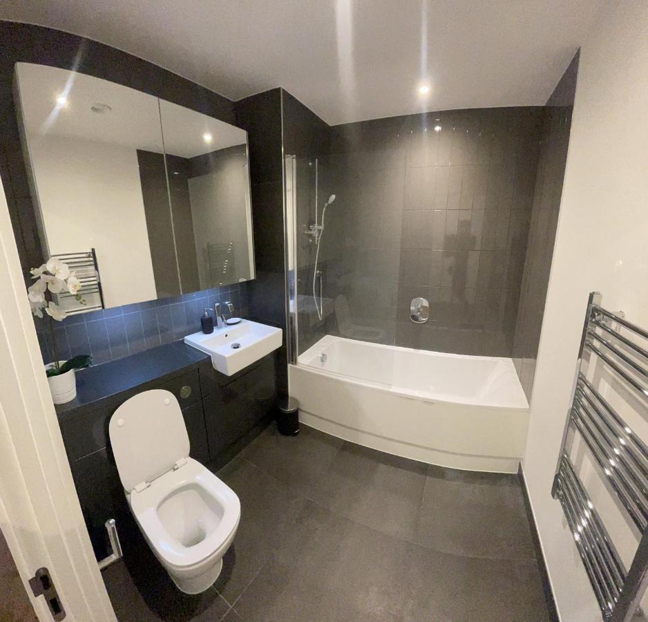 Immaculate 2Bed Apartment In London- City Views Exteriör bild
